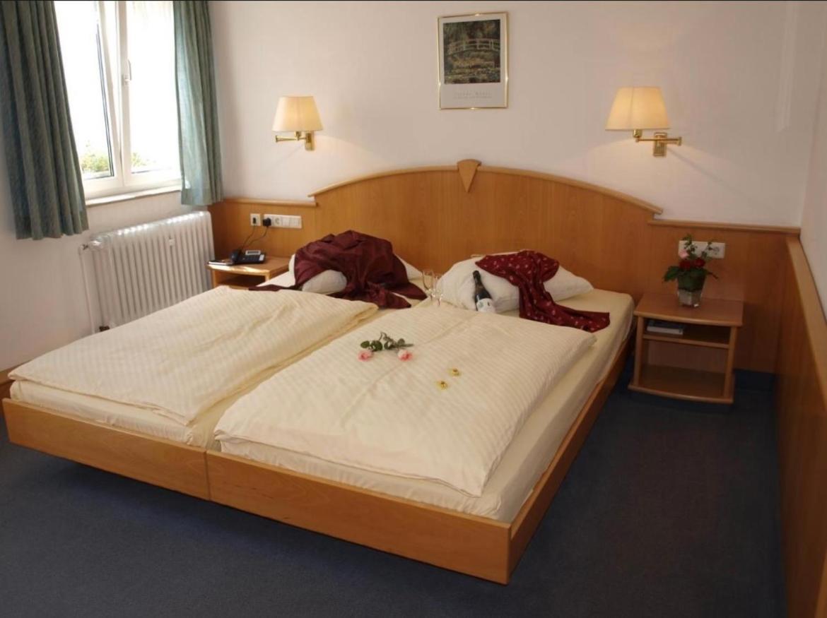 Hotel Gasthof Baeren Weingarten  Luaran gambar