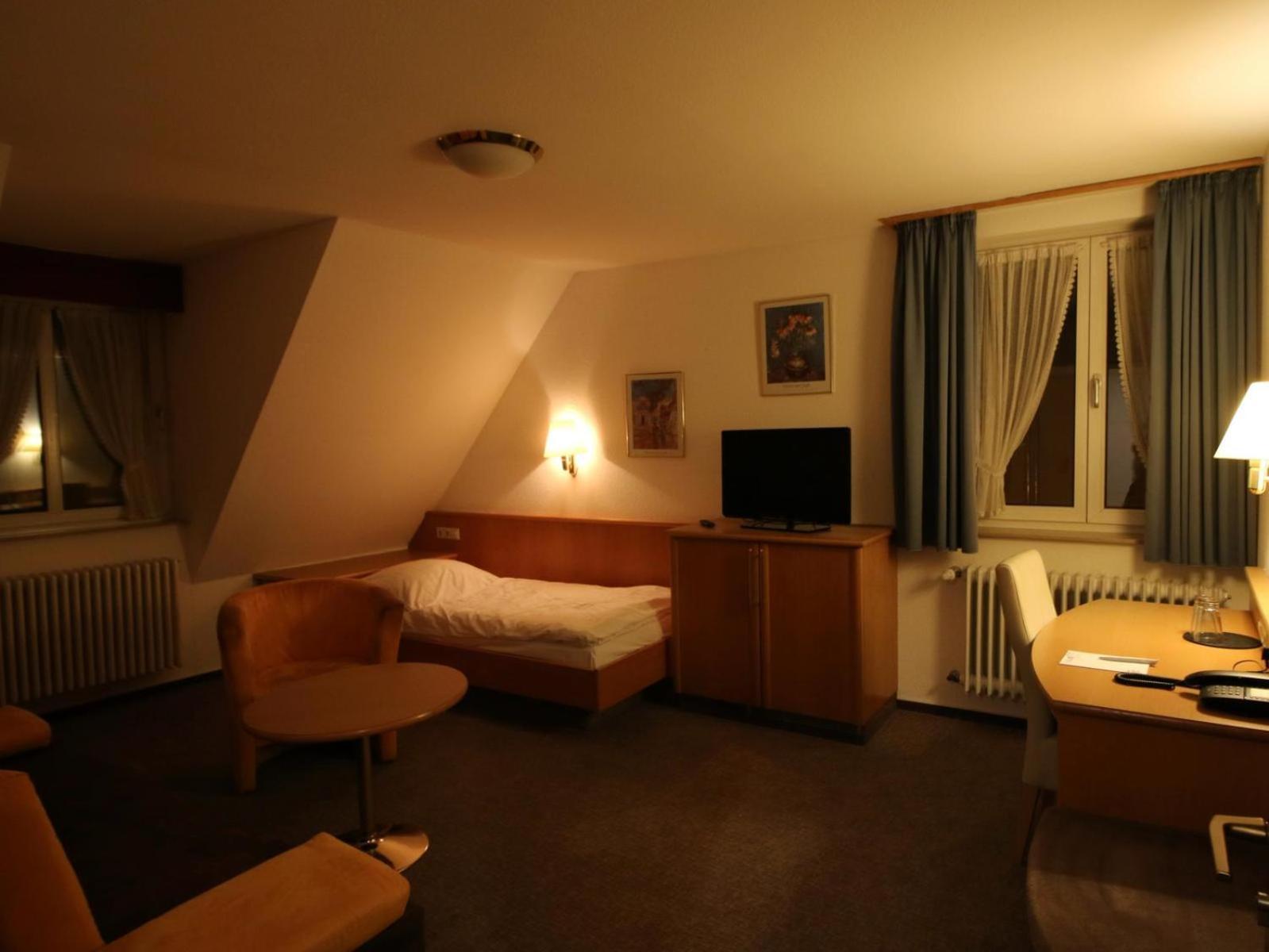 Hotel Gasthof Baeren Weingarten  Luaran gambar
