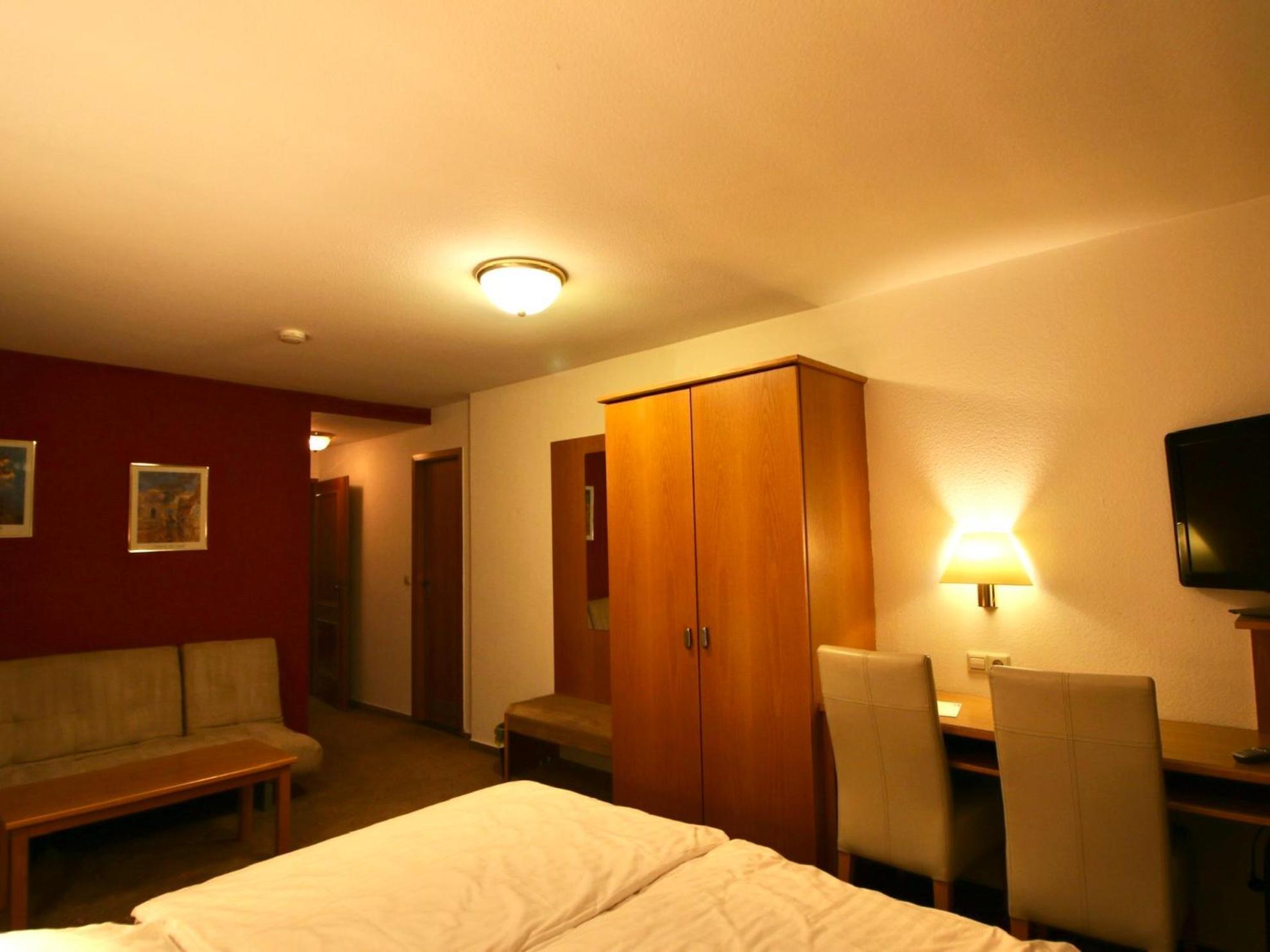 Hotel Gasthof Baeren Weingarten  Luaran gambar