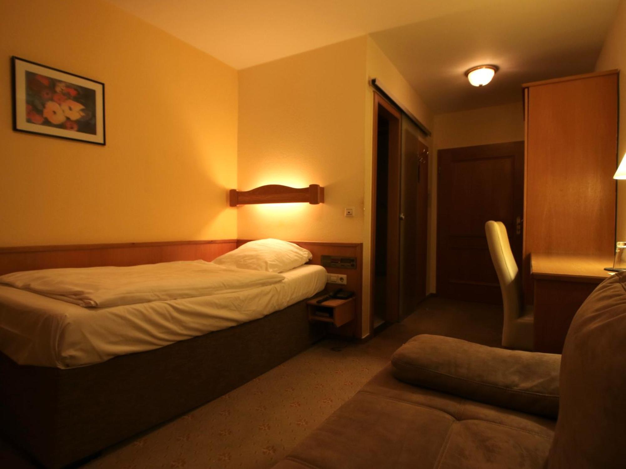 Hotel Gasthof Baeren Weingarten  Luaran gambar